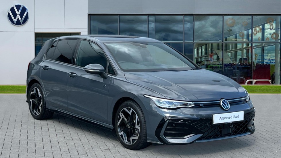 Used Volkswagen Golf 2025 for sale - 76652458: Photo 1