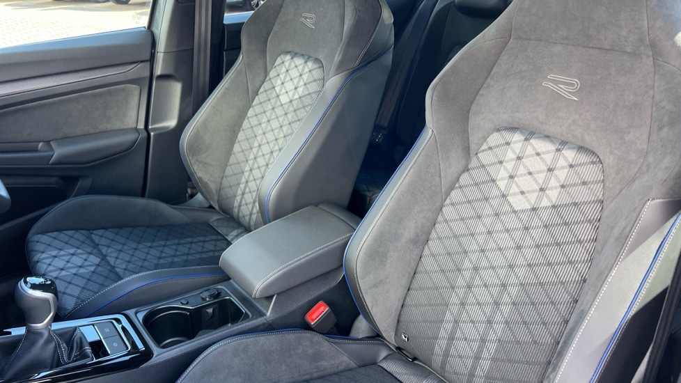 Used Volkswagen Golf 2025 for sale - 76652458: Photo 37