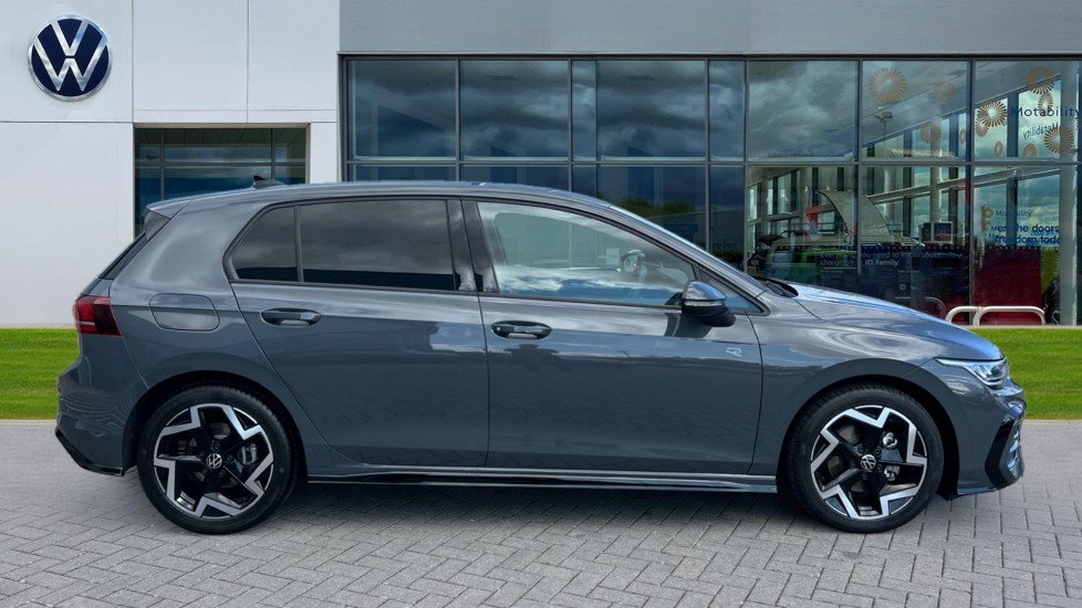 Used Volkswagen Golf 2025 for sale - 76652458: Photo 4