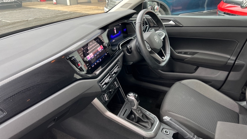 Used Volkswagen Polo 2023 for sale - 76563650: Photo 2