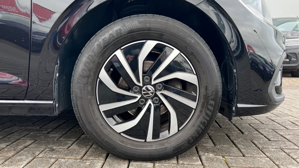 Used Volkswagen Polo 2023 for sale - 76563650: Photo 5