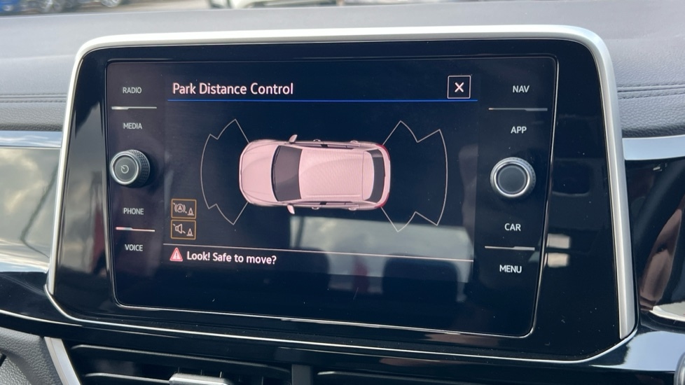 Used Volkswagen T-Roc 2024 for sale - 76593762: Photo 23