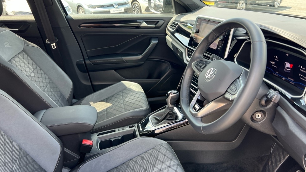 Used Volkswagen T-Roc 2024 for sale - 76593762: Photo 26