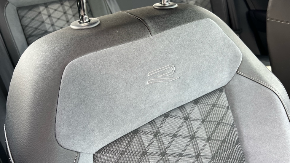 Used Volkswagen T-Roc 2024 for sale - 76593762: Photo 44