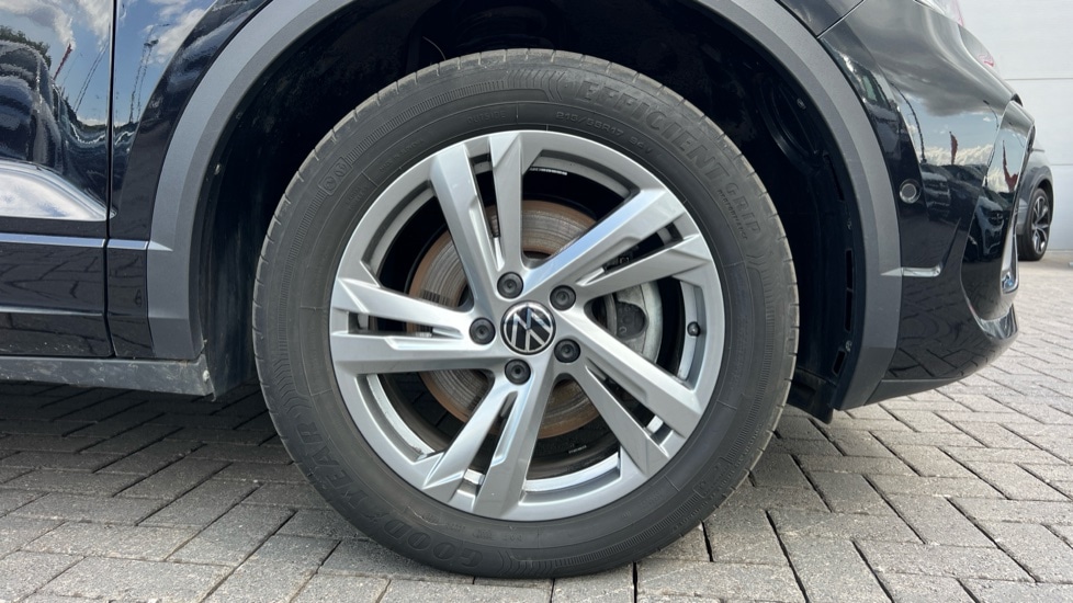 Used Volkswagen T-Roc 2024 for sale - 76593762: Photo 5