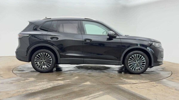 Used Volkswagen Tiguan 2024 for sale - 76217225: Photo 4