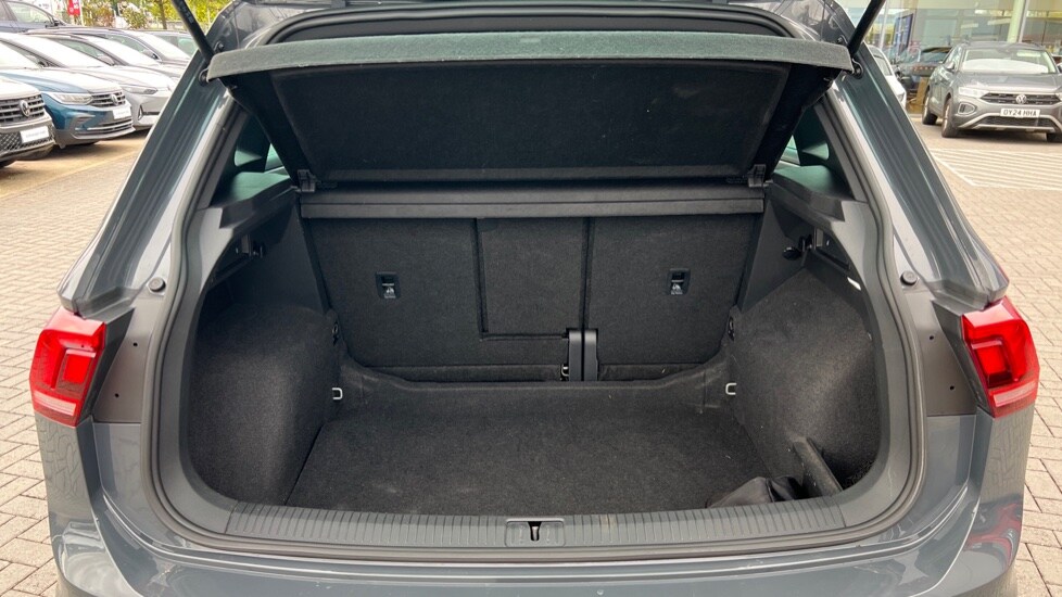 Used Volkswagen Tiguan 2022 for sale - 76062375: Photo 16