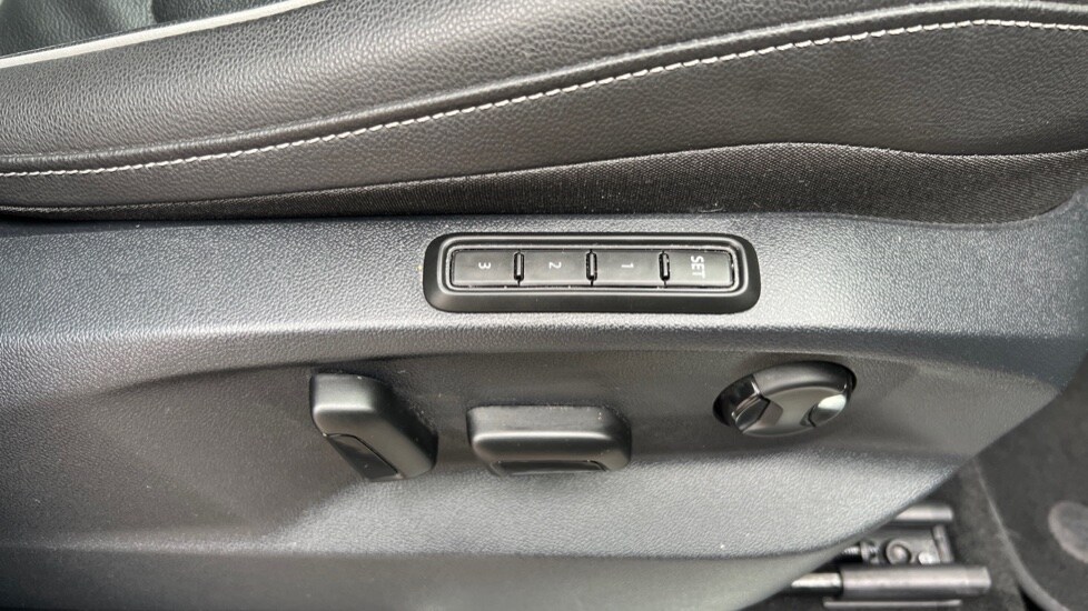 Used Volkswagen Tiguan 2022 for sale - 76062375: Photo 33