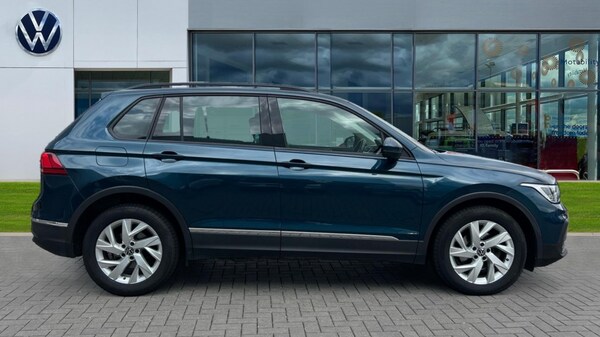 Used Volkswagen Tiguan 2022 for sale - 75610584: Photo 4