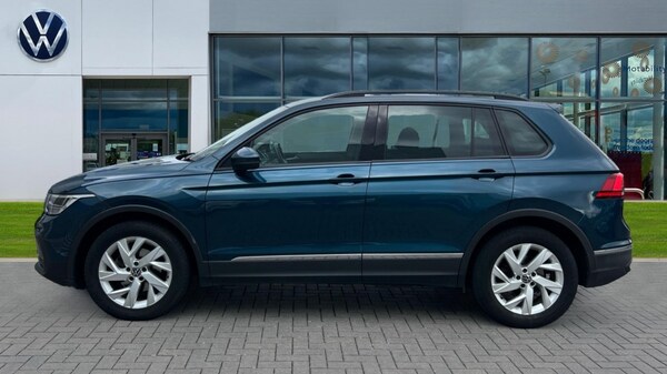 Used Volkswagen Tiguan 2022 for sale - 75610584: Photo 9