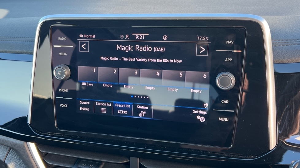 Used Volkswagen T-Roc 2023 for sale - 76984013: Photo 30