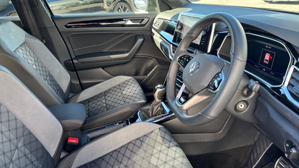 Used Volkswagen T-Roc 2023 for sale - 76984013: Photo 34