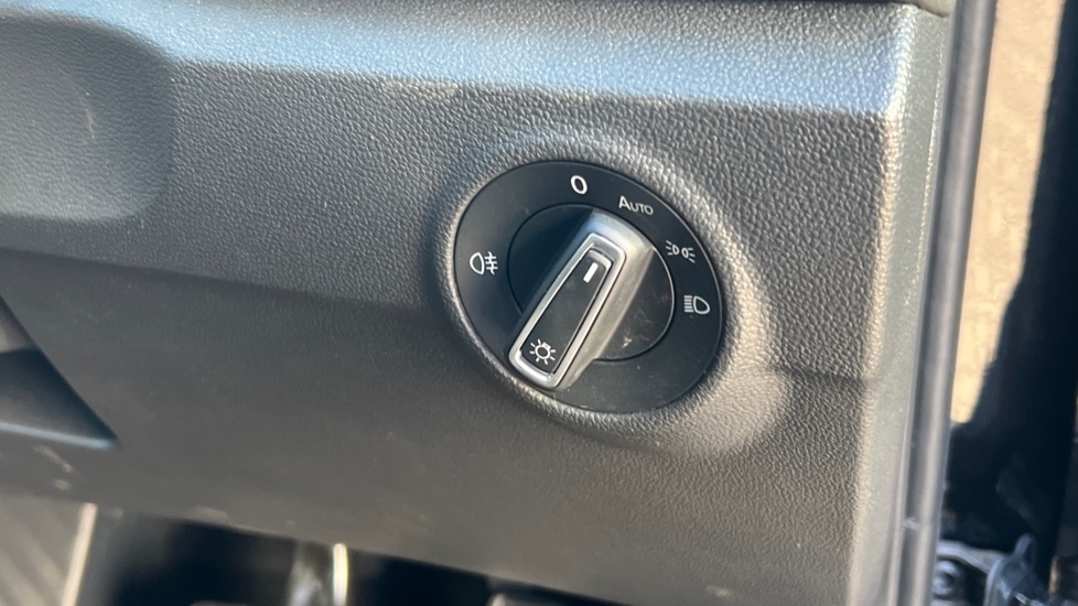 Used Volkswagen T-Roc 2023 for sale - 76984013: Photo 40