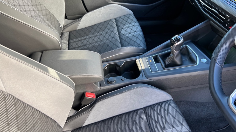 Used Volkswagen Golf 2022 for sale - 77031281: Photo 51