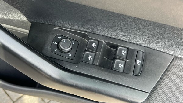 Used Volkswagen Polo 2022 for sale - 75796632: Photo 33