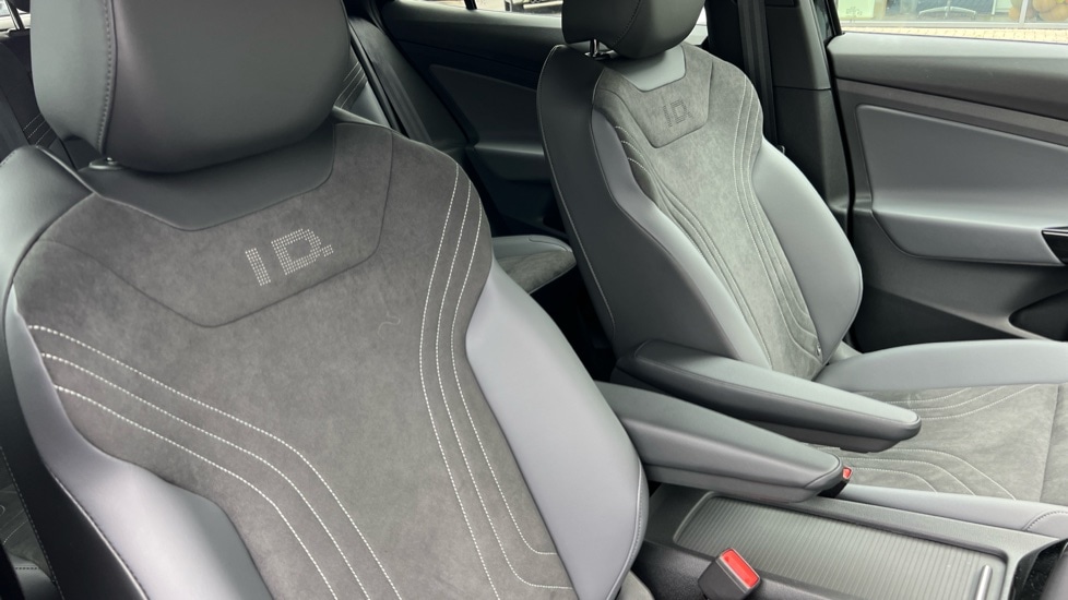 Used Volkswagen ID.4 2025 for sale - 76297583: Photo 36