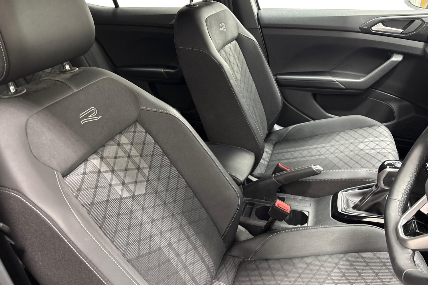 Used Volkswagen T-Cross 2025 for sale - 76842065: Photo 10