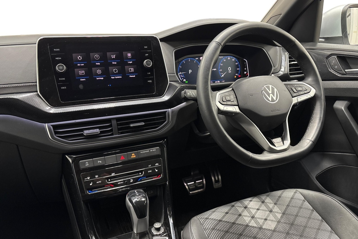 Used Volkswagen T-Cross 2025 for sale - 76842065: Photo 2