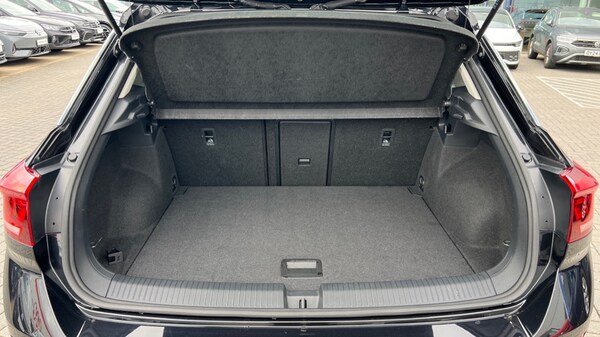 Used Volkswagen T-Roc 2022 for sale - 76124780: Photo 16