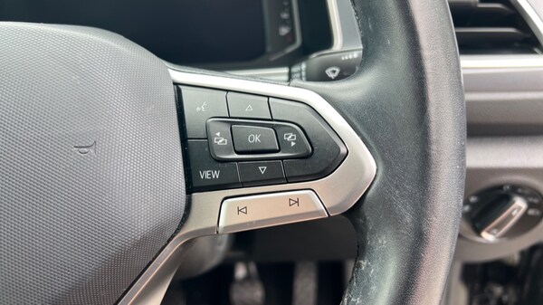 Used Volkswagen T-Roc 2022 for sale - 76124780: Photo 31