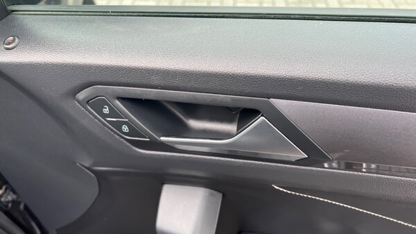 Used Volkswagen T-Roc 2022 for sale - 76124780: Photo 44
