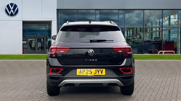 Used Volkswagen T-Roc 2025 for sale - 76116841: Photo 11