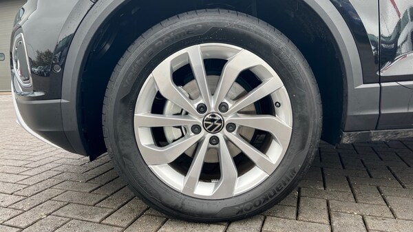 Used Volkswagen T-Roc 2025 for sale - 76116841: Photo 19