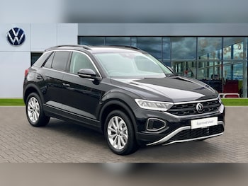 Used Volkswagen T-Roc 2025 for sale - 76116841: Photo