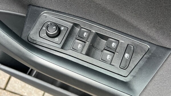 Used Volkswagen T-Roc 2025 for sale - 76116841: Photo 33