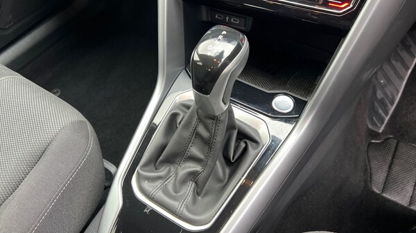 Used Volkswagen T-Roc 2025 for sale - 76116841: Photo 34