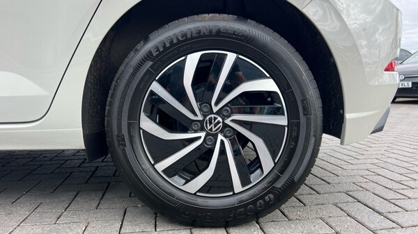 Used Volkswagen Polo 2023 for sale - 75950864: Photo 28