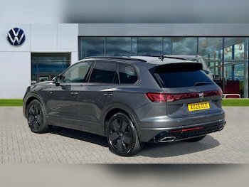 Used Volkswagen Touareg 2025 for sale - 75771527: Photo