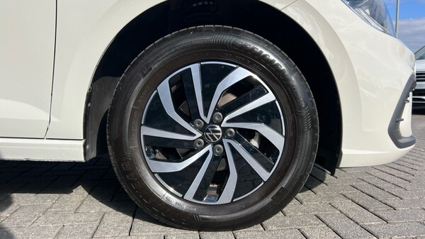 Used Volkswagen Polo 2023 for sale - 76338909: Photo 5