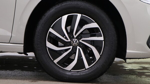 Used Volkswagen Polo 2023 for sale - 76338909: Photo 8