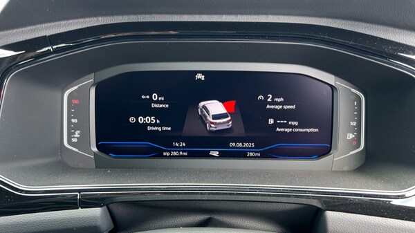 Used Volkswagen T-Roc 2025 for sale - 75763277: Photo 14