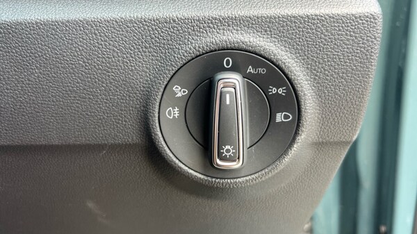 Used Volkswagen T-Roc 2025 for sale - 75763277: Photo 32