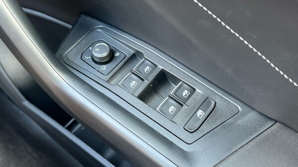 Used Volkswagen T-Roc 2025 for sale - 75763277: Photo 33