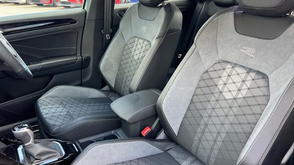 Used Volkswagen T-Roc 2025 for sale - 75763277: Photo 37