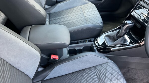 Used Volkswagen T-Roc 2025 for sale - 75763277: Photo 42