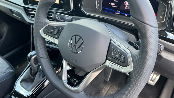 Used Volkswagen T-Roc 2025 for sale - 75763277: Photo 43