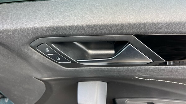 Used Volkswagen T-Roc 2025 for sale - 75763277: Photo 44