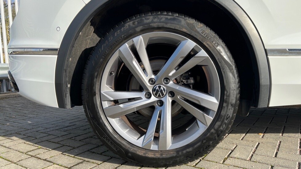 Used Volkswagen Tiguan 2023 for sale - 76507641: Photo 26