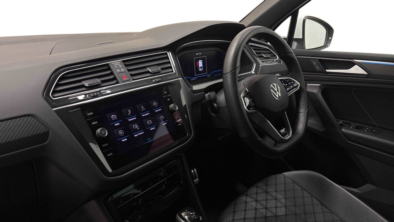 Used Volkswagen Tiguan 2023 for sale - 76507641: Photo 3