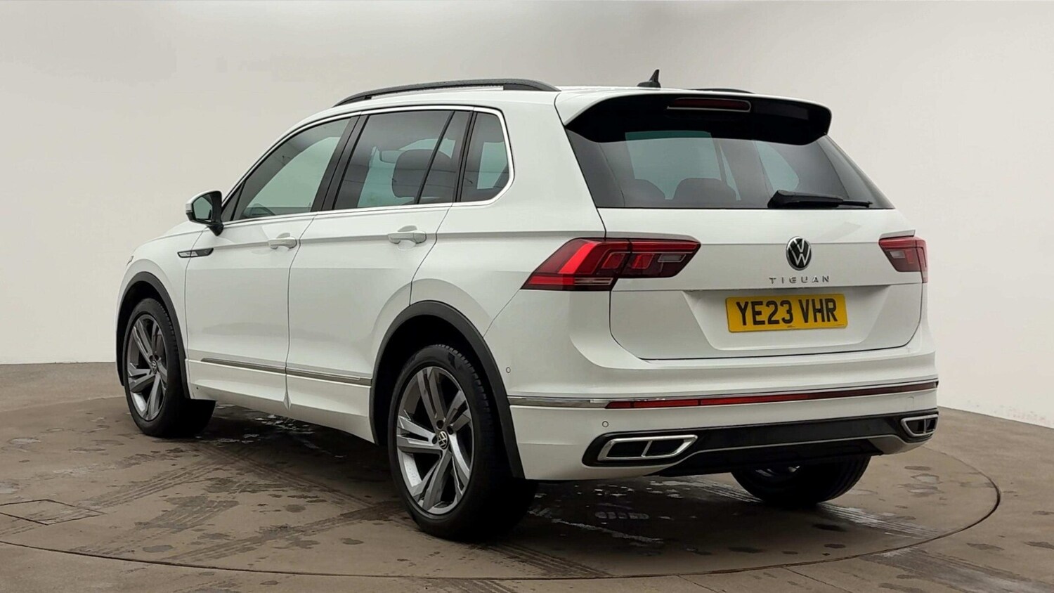 Used Volkswagen Tiguan 2023 for sale - 76507641: Photo 4