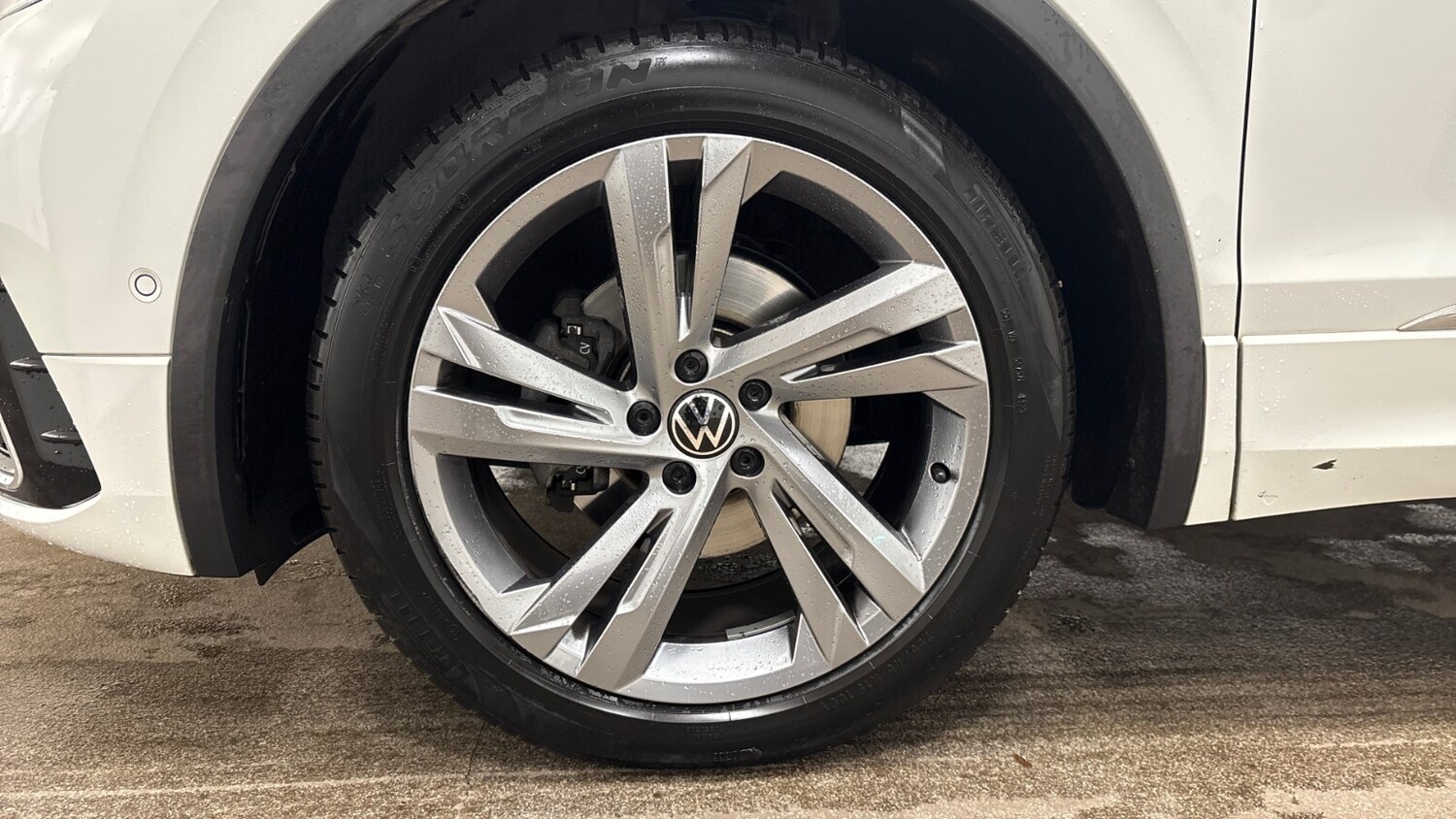 Used Volkswagen Tiguan 2023 for sale - 76507641: Photo 8