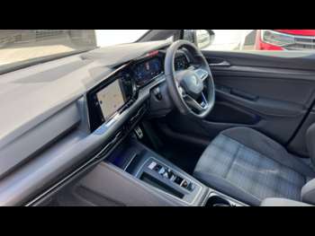 Used Volkswagen Golf 2022 for sale - 74402403: Photo