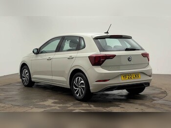 Used Volkswagen Polo 2022 for sale - 76079405: Photo 4