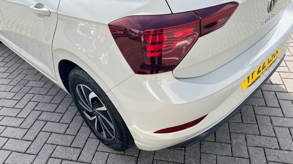 Used Volkswagen Polo 2022 for sale - 76079405: Photo 57