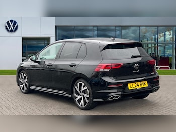 Used Volkswagen Golf 2024 for sale - 76841921: Photo