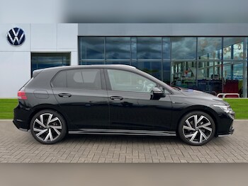 Used Volkswagen Golf 2024 for sale - 76841921: Photo